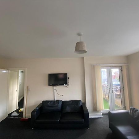 Cosy Living Daire Camberley Dış mekan fotoğraf
